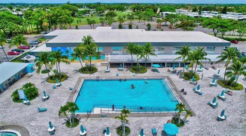 Image 30 of 34 For 163 Flanders D  163