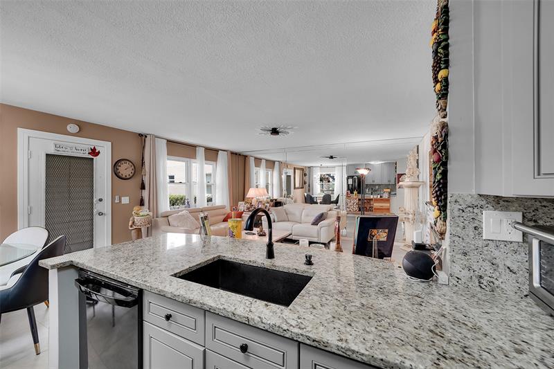 Image 6 of 34 For 163 Flanders D  163