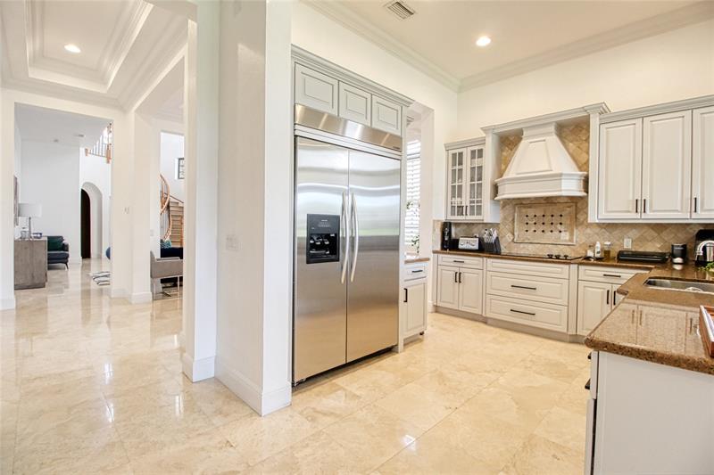 Image 11 of 39 For 9668 Ginger Ct