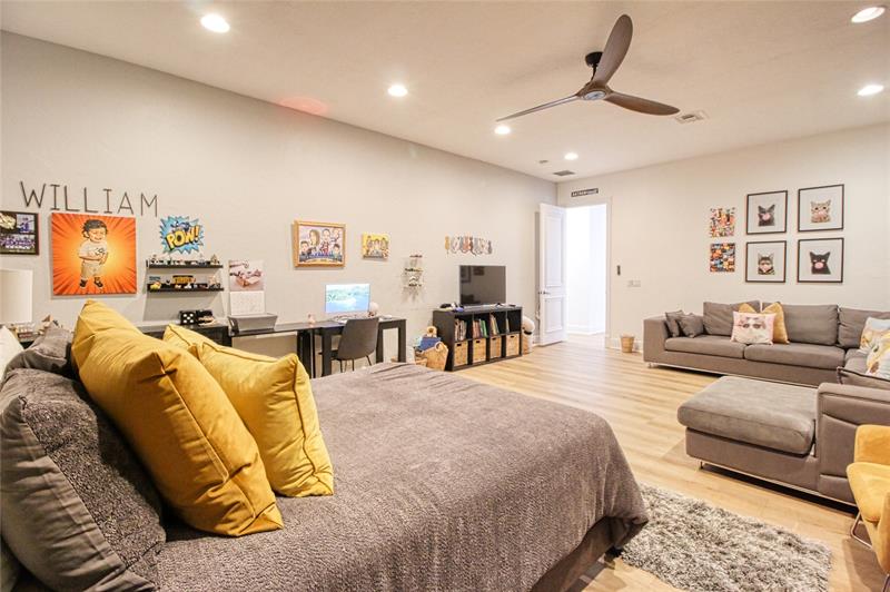 Image 32 of 39 For 9668 Ginger Ct