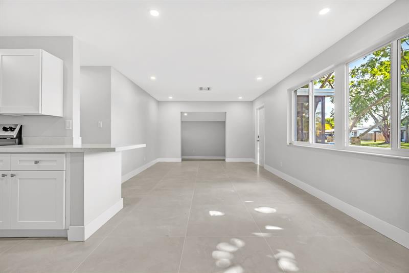 Image 7 of 24 For 5680 7th Ter