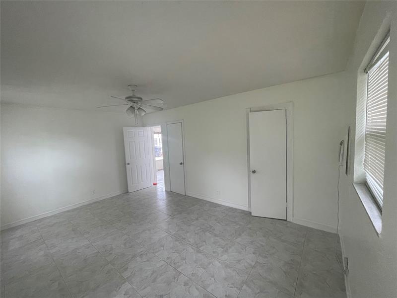 Image 3 of 14 For 2819 Polk St  B