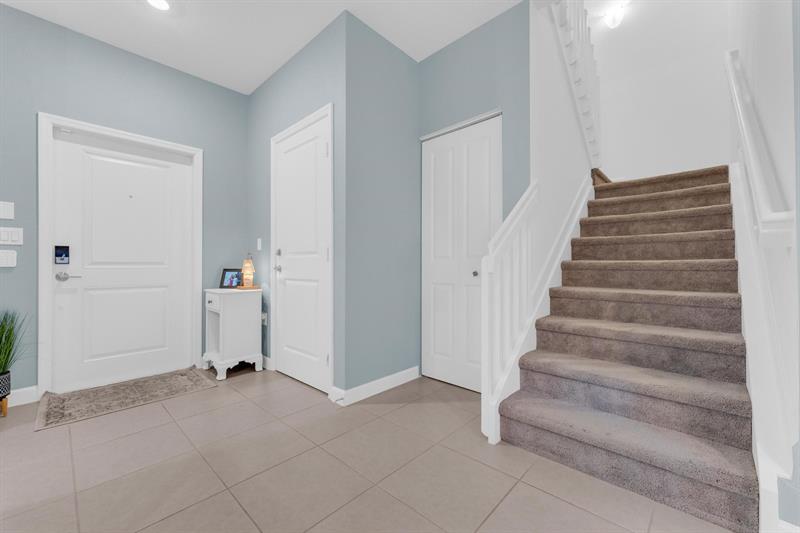 Image 16 of 41 For 11883 46th St