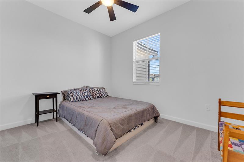 Image 24 of 41 For 11883 46th St