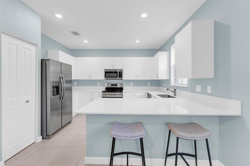 Image 5 of 41 For 11883 46th St