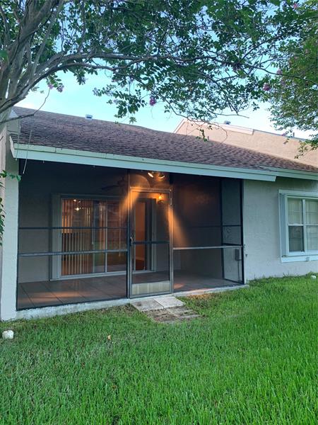 Image 16 of 19 For 15746 Woodgate Pl