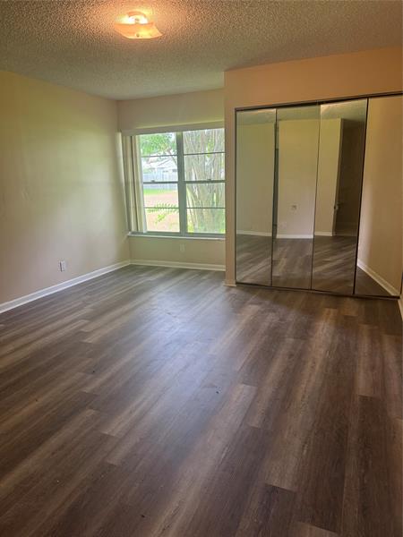 Image 3 of 19 For 15746 Woodgate Pl