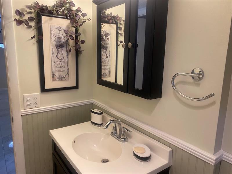 Image 17 of 55 For 3130 Holiday Springs Blvd  308