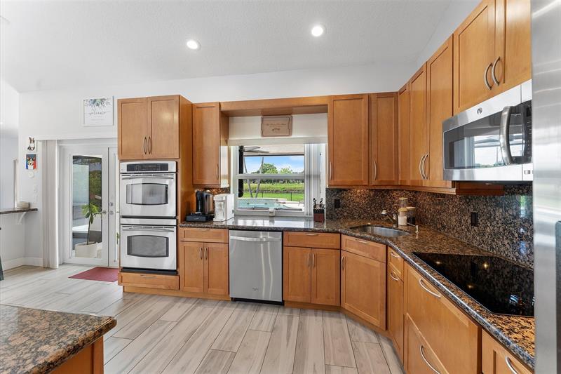 Image 17 of 40 For 8684 1st Pl  