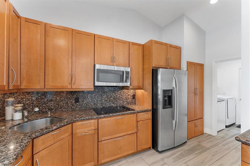 Image 18 of 40 For 8684 1st Pl  