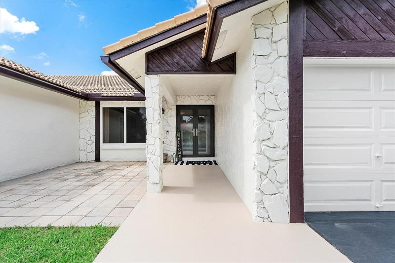 Image 4 of 40 For 8684 1st Pl  