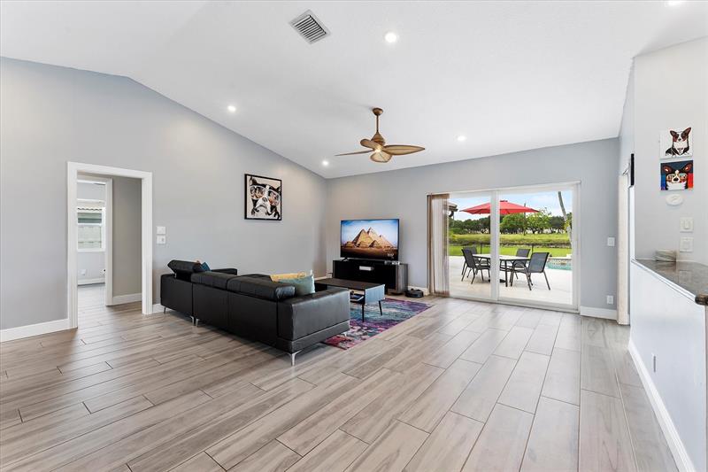 Image 8 of 40 For 8684 1st Pl  