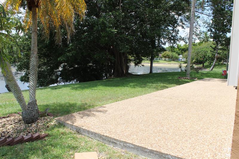 Image 33 of 40 For 8620 12 Street