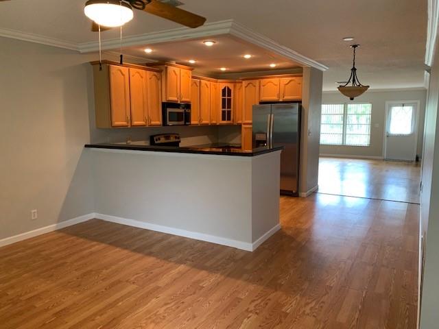 Image 11 of 27 For 8398 35th St