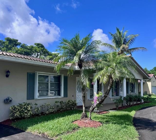 Image 3 of 27 For 8398 35th St