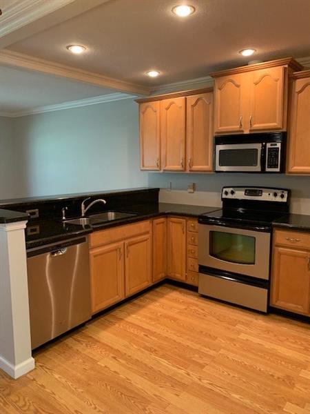 Image 8 of 27 For 8398 35th St