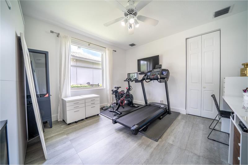 Image 40 of 51 For 1122 118th Way