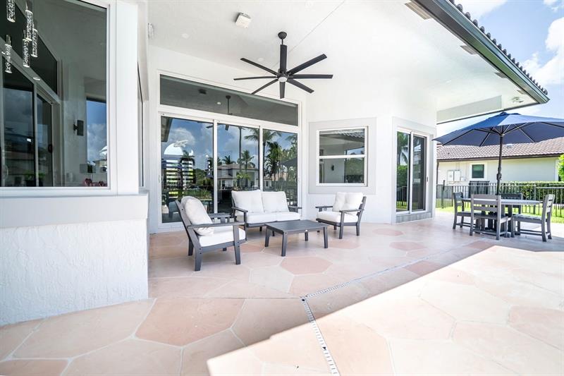 Image 44 of 51 For 1122 118th Way
