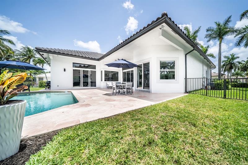 Image 46 of 51 For 1122 118th Way