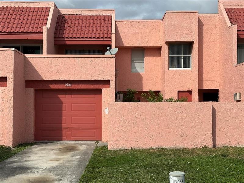 Details for 5621 16th St, Fort Lauderdale, FL 33313