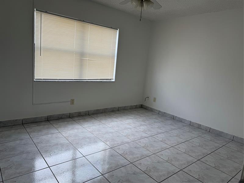 Image 11 of 26 For 10027 Winding Lake Rd  102