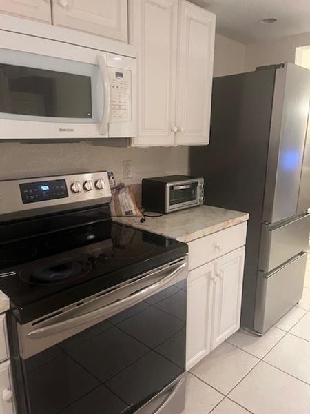 Image 3 of 6 For 2580 14th Ct  26