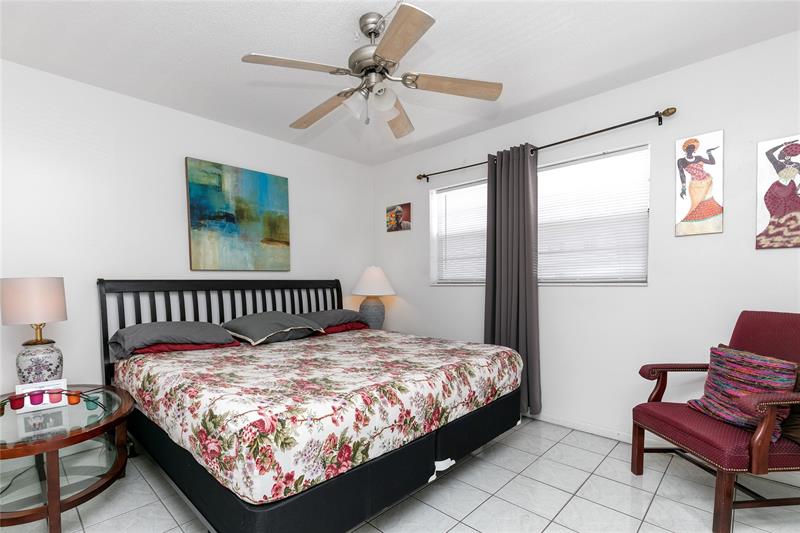 Image 15 of 31 For 4411 16th St  F109
