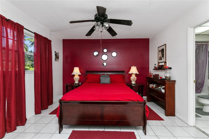 Image 8 of 31 For 4411 16th St  F109