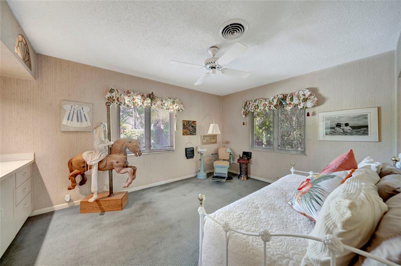 Image 16 of 72 For 5900 Cypress Rd