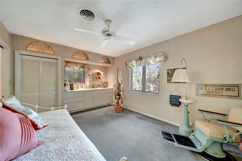 Image 17 of 72 For 5900 Cypress Rd