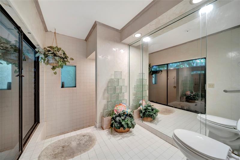 Image 32 of 72 For 5900 Cypress Rd