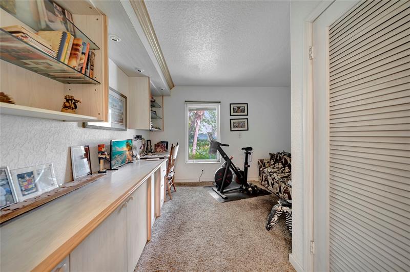 Image 33 of 72 For 5900 Cypress Rd