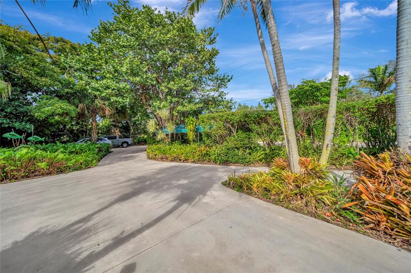 Image 58 of 72 For 5900 Cypress Rd