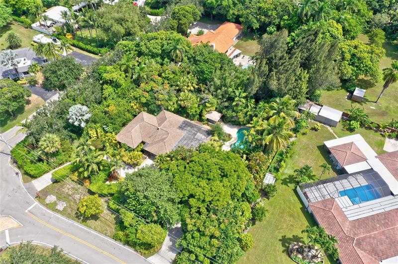 Image 6 of 72 For 5900 Cypress Rd