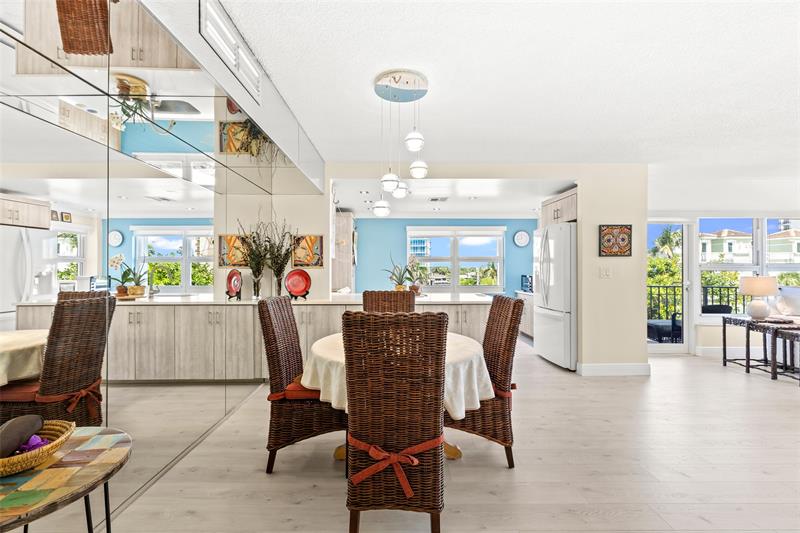 Image 12 of 26 For 405 Ocean Blvd  329