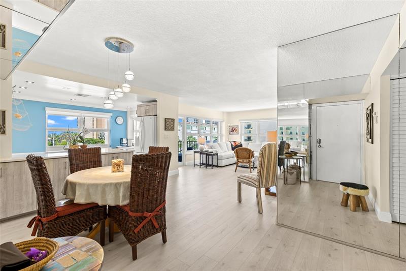 Image 13 of 26 For 405 Ocean Blvd  329