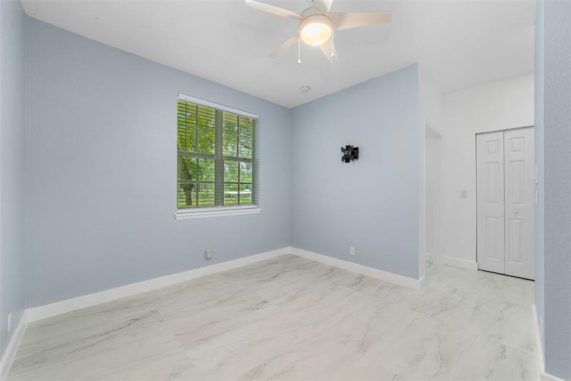 Image 12 of 44 For 463 Schoolhouse Rd