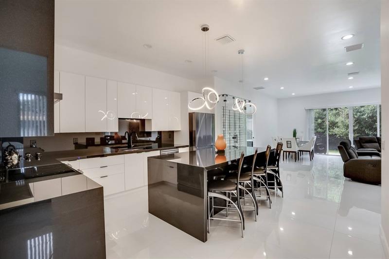 Image 4 of 30 For 2962 10th Ct