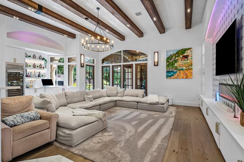 Image 22 of 100 For 16389 Bridlewood Cir