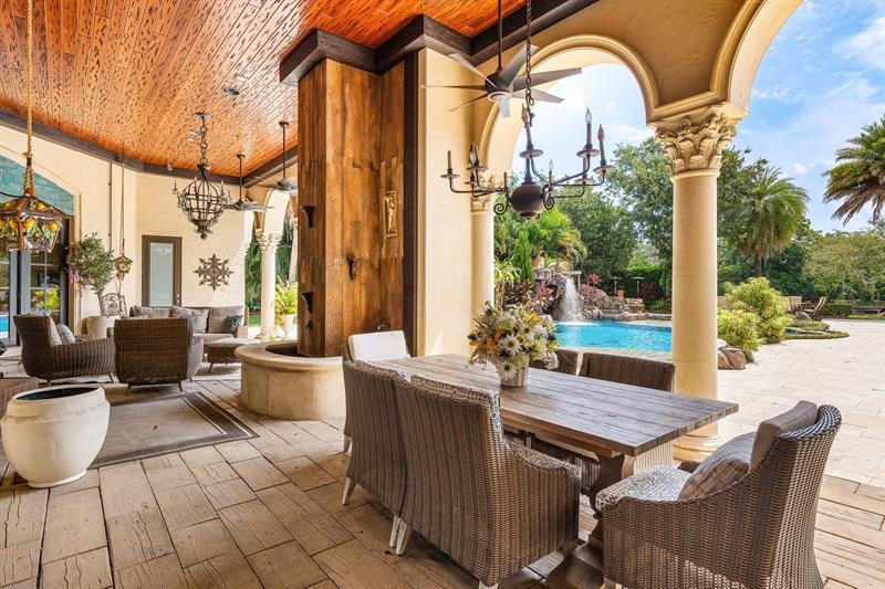 Image 35 of 100 For 16389 Bridlewood Cir