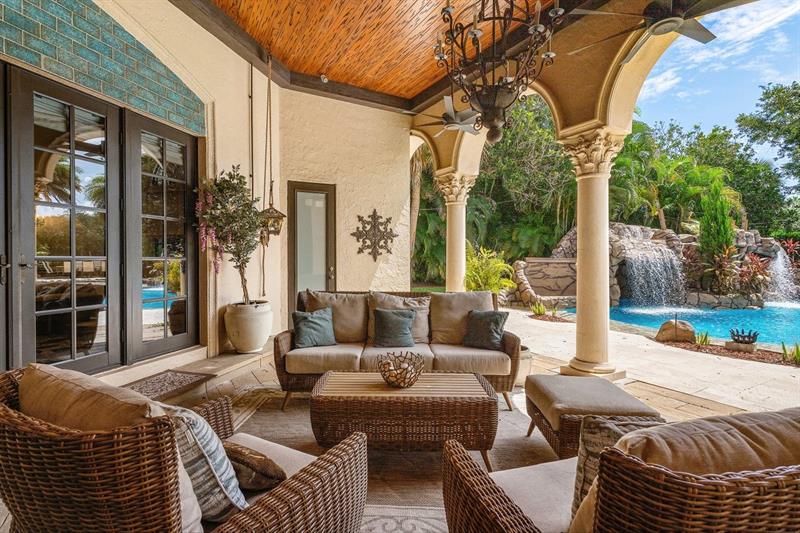 Image 36 of 100 For 16389 Bridlewood Cir