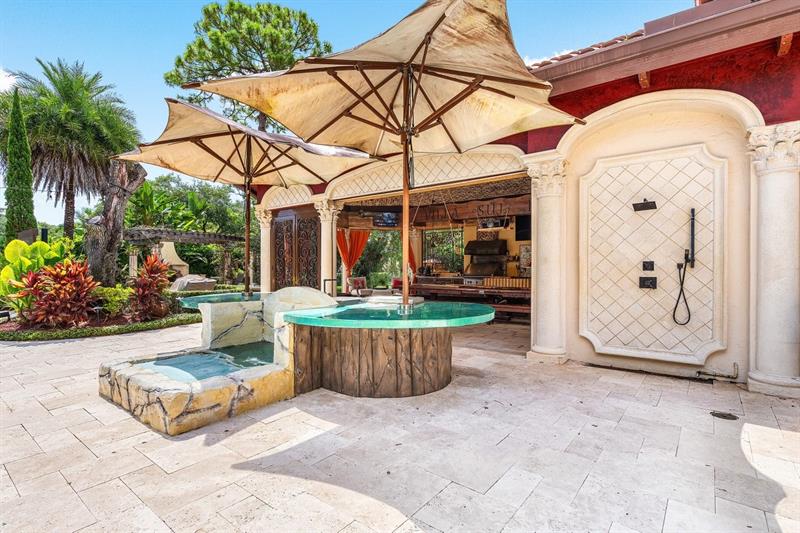 Image 38 of 100 For 16389 Bridlewood Cir