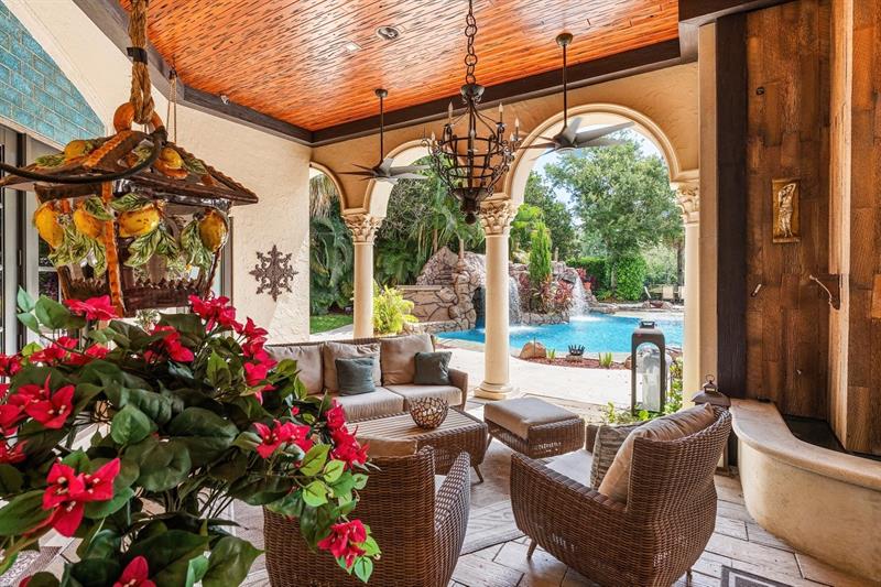 Image 5 of 100 For 16389 Bridlewood Cir