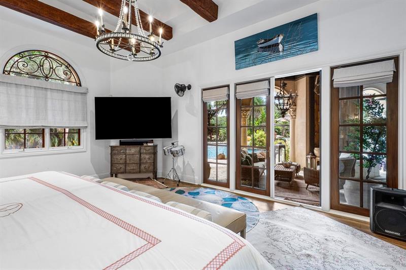 Image 51 of 100 For 16389 Bridlewood Cir