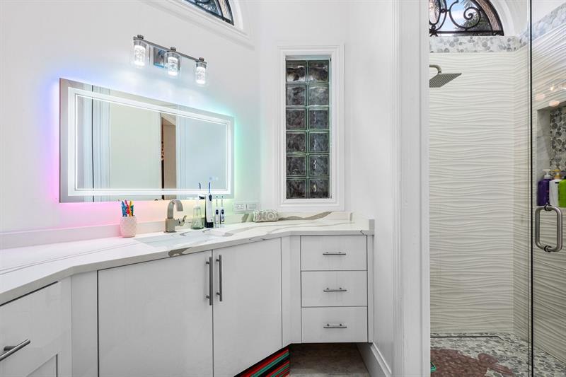Image 65 of 100 For 16389 Bridlewood Cir