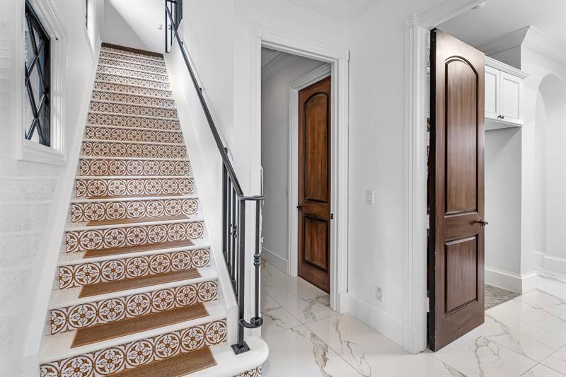 Image 68 of 100 For 16389 Bridlewood Cir