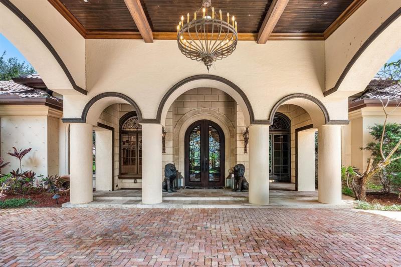 Image 8 of 100 For 16389 Bridlewood Cir