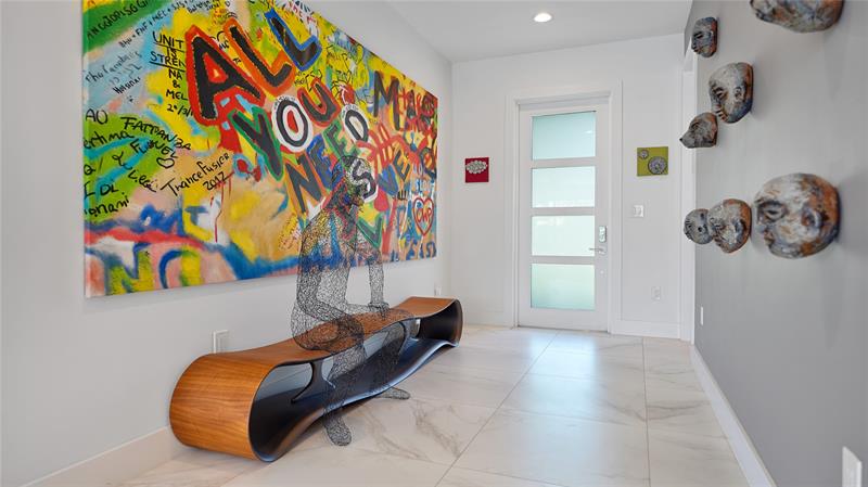 Image 12 of 41 For 4051 16 Avenue