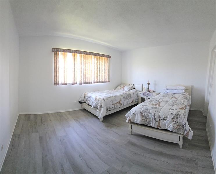 Image 12 of 40 For 4310 12th Ct  204