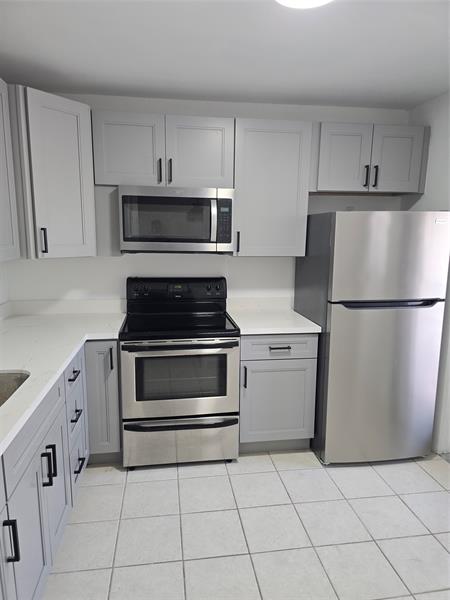 Image 4 of 40 For 4310 12th Ct  204